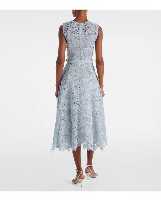 Robe Midi En Dentelle A Fleurs Oscar de la Renta en coloris Blue