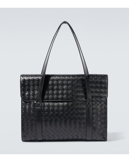Bottega Veneta Black Classic Portfolio Intrecciato Leather Messenger Bag for men