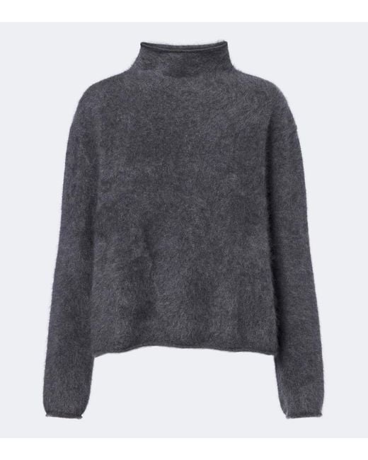 Lisa Yang Gray Sandy Cashmere Turtleneck Sweater