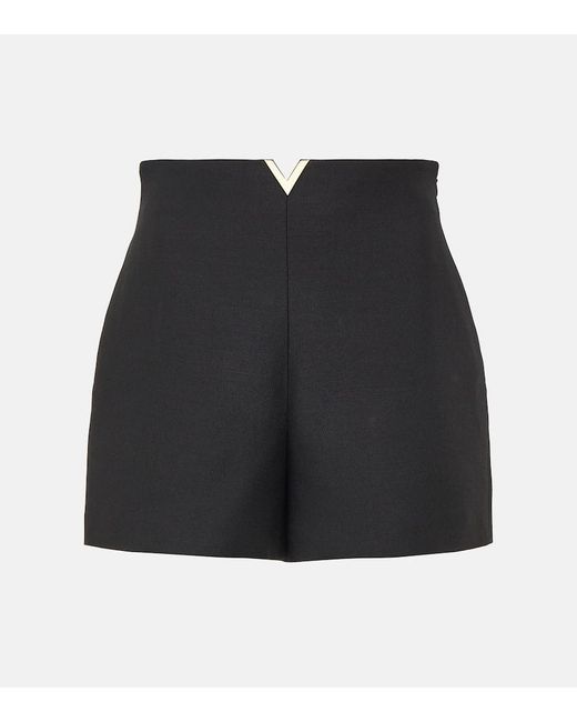 Shorts VGold in Crepe Couture di Valentino in Black