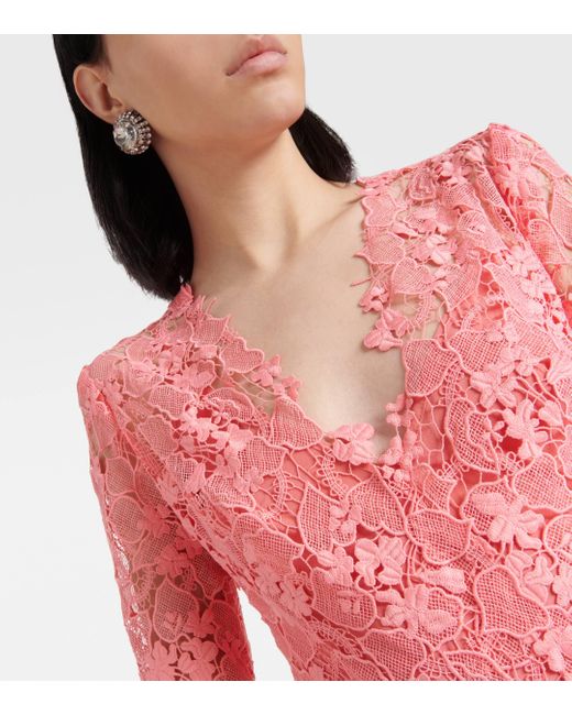 Robe longue en guipure Monique Lhuillier en coloris Pink