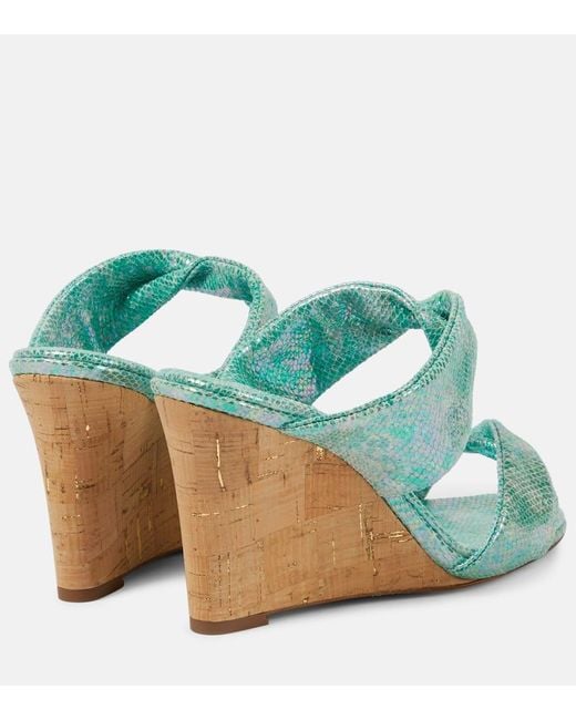 Sandalias Con Cuna Twist De Piel Metalizada Aquazzura de color Green