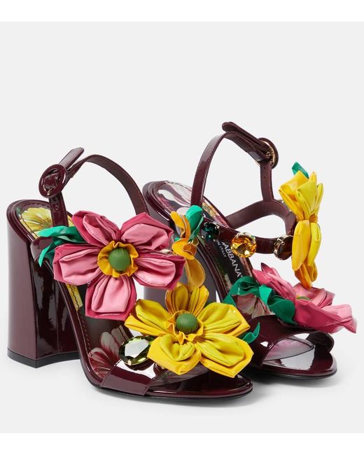 Sandalias de piel con apliques florales Dolce & Gabbana de color Red