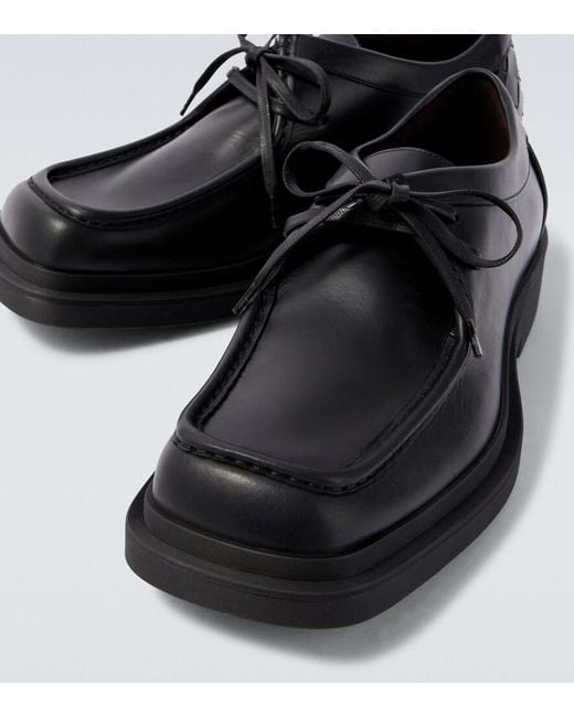 Bottega Veneta Ben Intrecciato Leather Derby Shoes in Black for