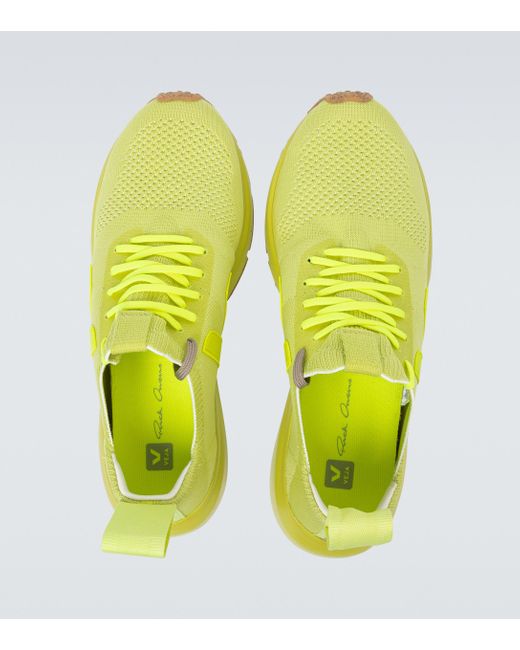 neon yellow veja