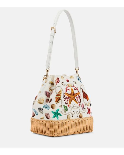 Dolce & Gabbana White Bucket-Bag DG Capri aus Canvas mit Raffiabast