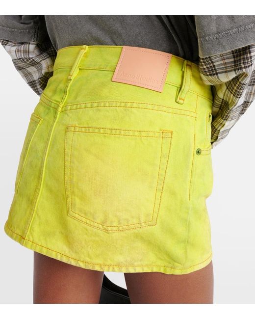 Minigonna di jeans di Acne in Yellow