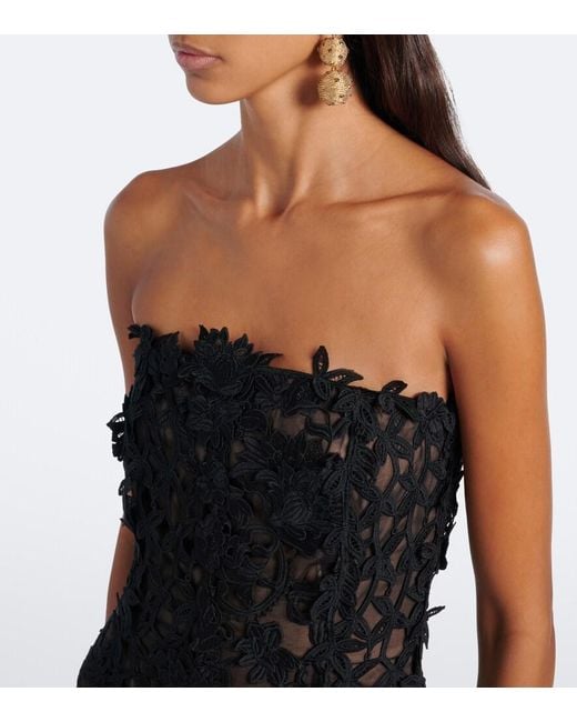 Oscar de la Renta Black Lace Asymmetric Gown