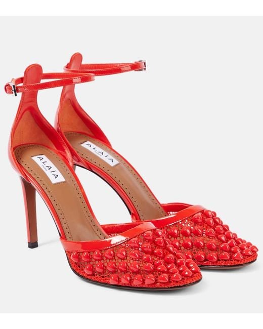 Salones De Piel Y Malla Con Tachuelas Alaïa de color Red