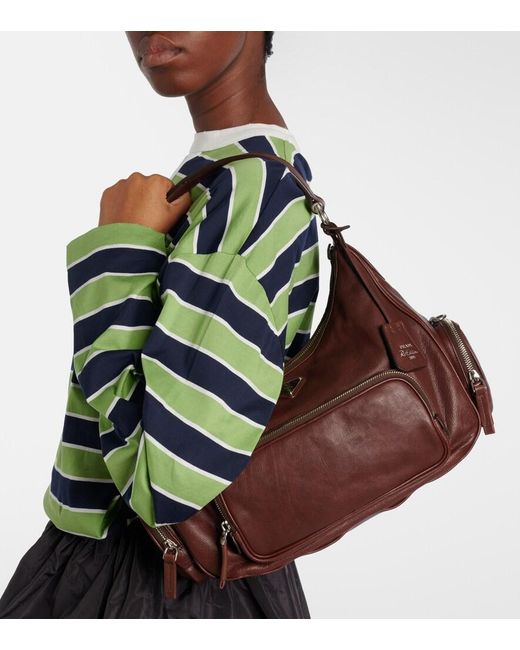 Borsa A Spalla Medium di Prada in Brown