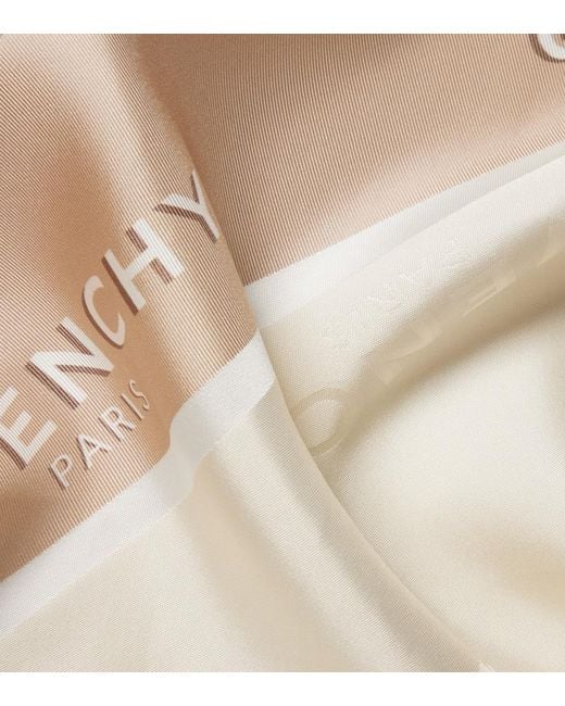 Foulard di Givenchy in Natural