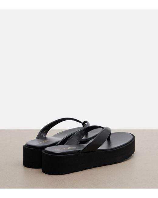 Gianvito Rossi Black Leather Platform Thong Sandals