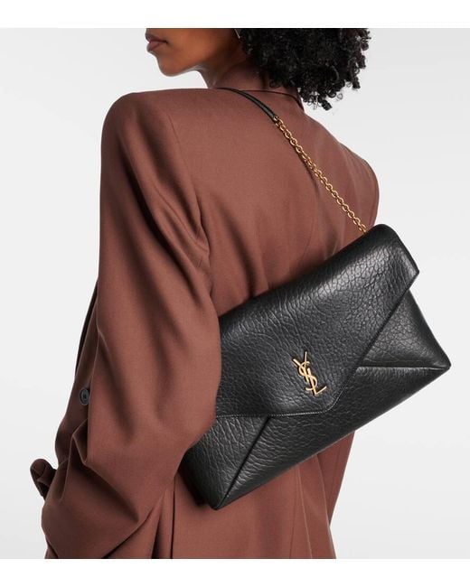 Borsa A Spalla Cassandre Xxl di Saint Laurent in Black