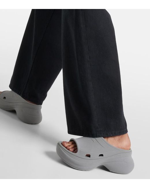Balenciaga Gray X Crocs Pantoletten Pool