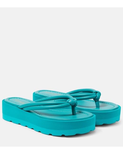 Tongs A Plateforme En Cuir Gianvito Rossi en coloris Blue