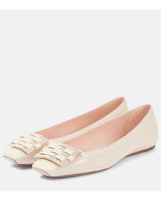 Roger Vivier Natural Trompette Ball Leather Ballet Flats