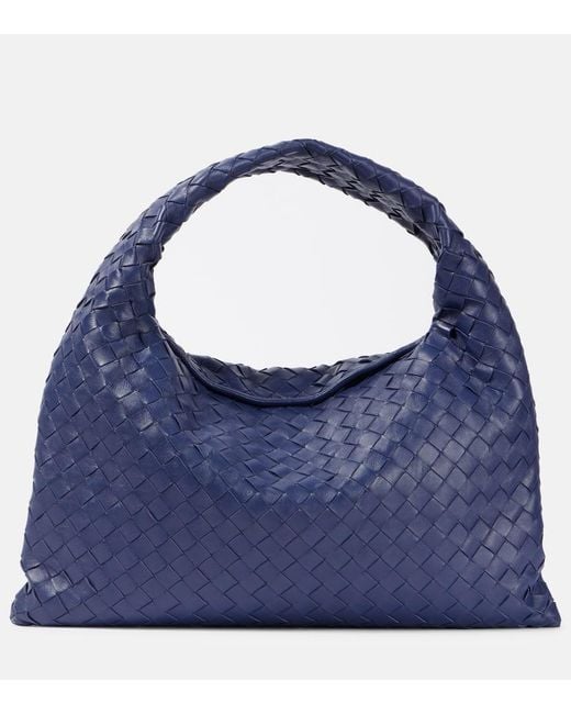 Sac Hop Medium Intrecciato En Cuir Bottega Veneta en coloris Blue