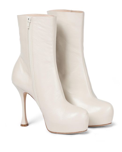 beige stiletto boots