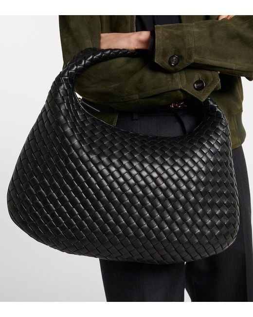 Bottega Veneta Black Schultertasche Veneta Medium Aus Leder