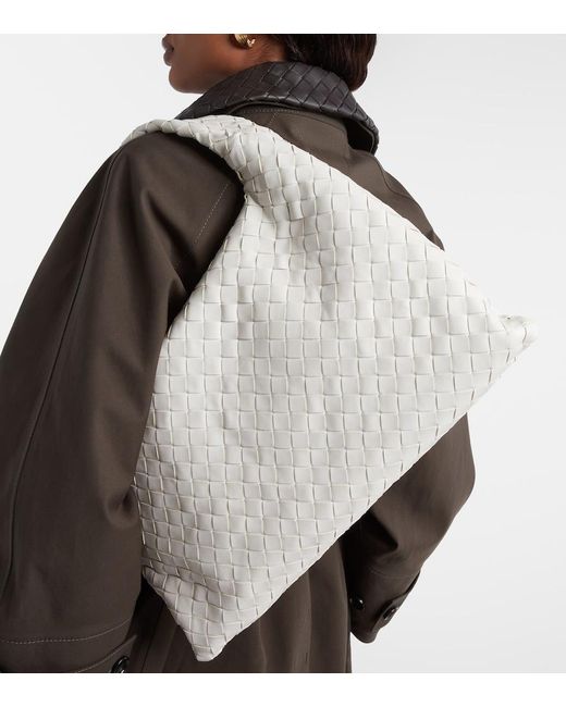 Bottega Veneta White Hop Intrecciato Leather Shoulder Bag
