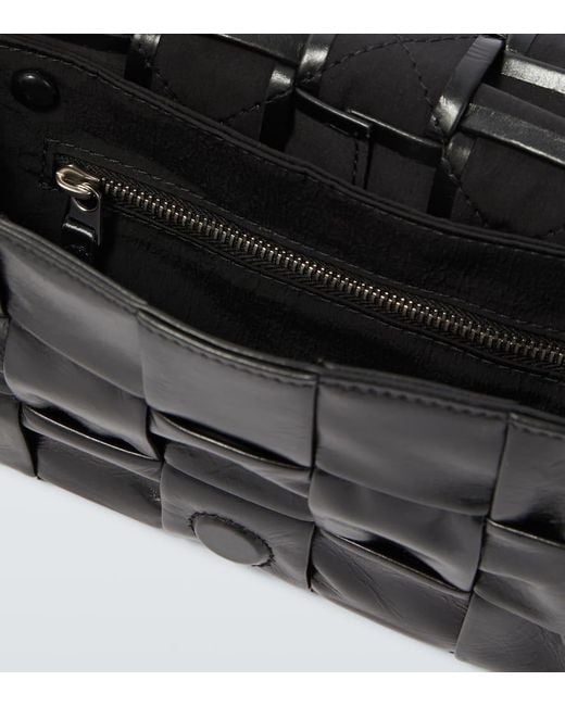 Bottega Veneta Crossbody Bag Cassette Small Aus Leder in Black für Herren