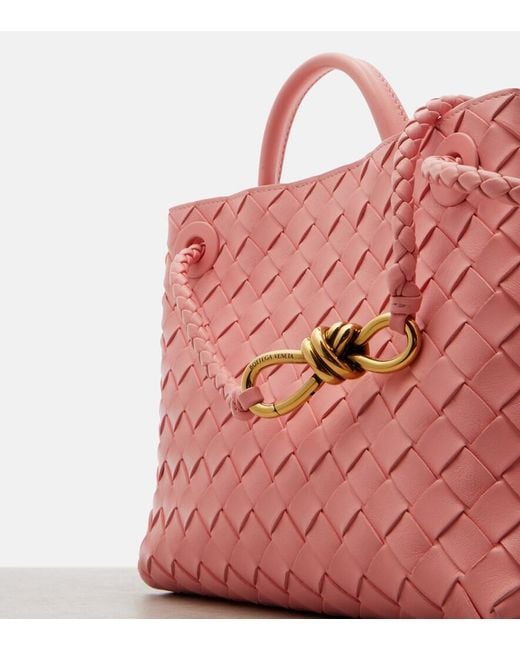 Bottega Veneta Pink Henkeltasche Andiamo Small Aus Leder