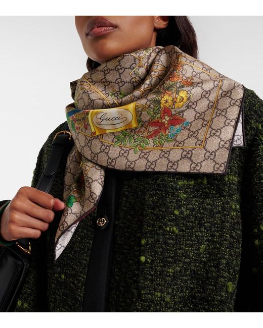 Gucci Brown Vierecktuch Aus Seidentwill Mit Print