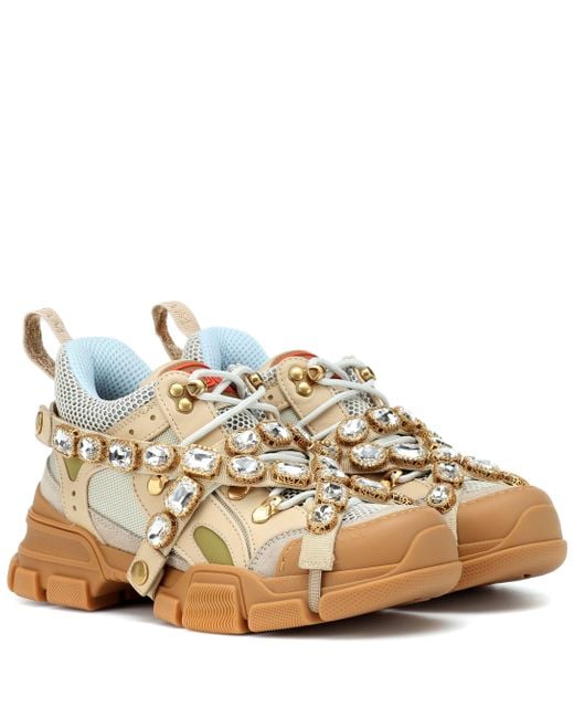 Gucci Natural Sneakers Flashtrek mit Kristallen