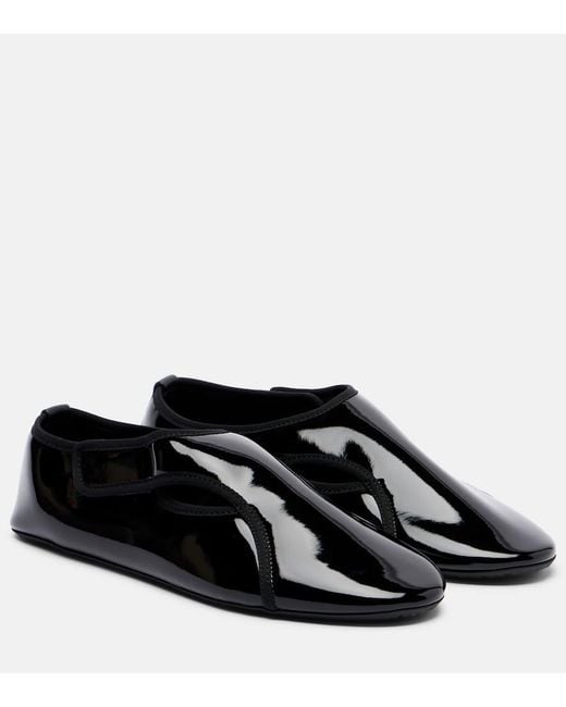 Ballerines Criss Cross En Cuir Alaïa en coloris Black