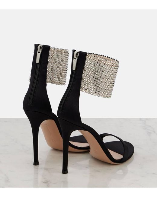 Gianvito Rossi Black Sandalen Adore 105 Aus Satin Mit Kristallen