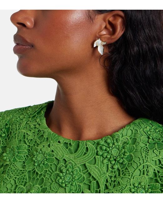 Boucles D'Oreilles A Perles Erdem en coloris Metallic