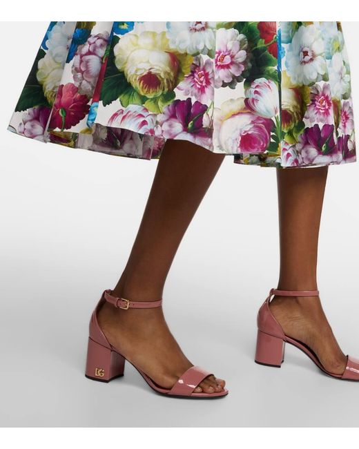 Sandalias de charol Dolce & Gabbana de color Pink