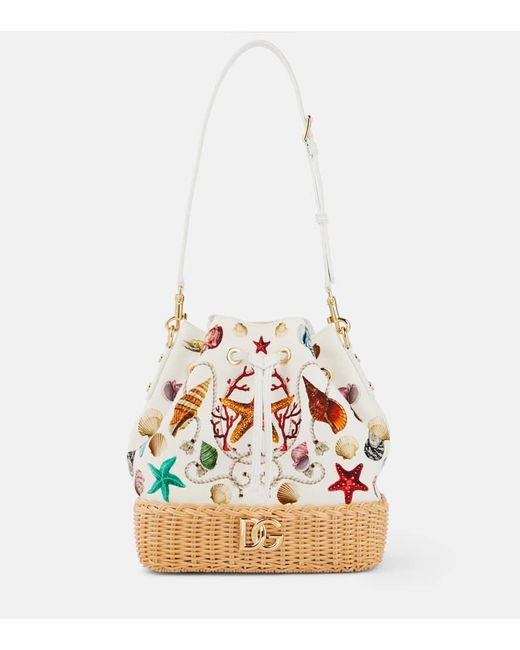 Dolce & Gabbana White Bucket-Bag DG Capri aus Canvas mit Raffiabast
