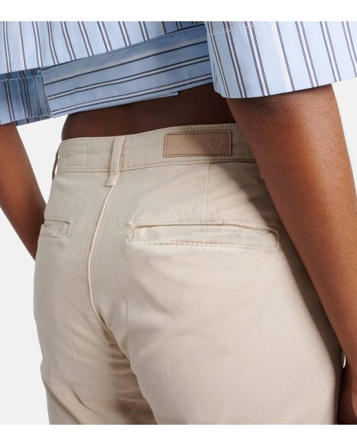 Pantaloni tapered Caden in twill a vita media di AG Jeans in Natural