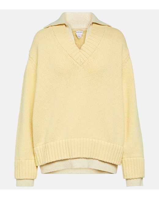 Pullover in lana di Bottega Veneta in Yellow