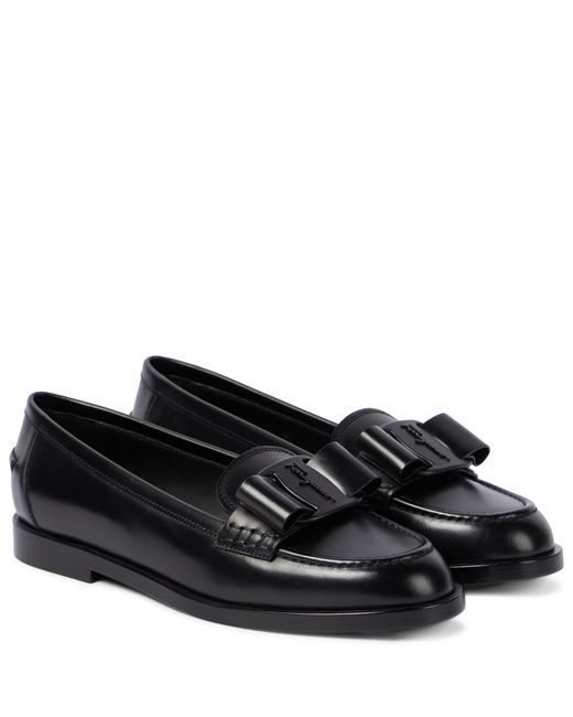 Ferragamo Vivaldo Leather Loafers in Black | Lyst