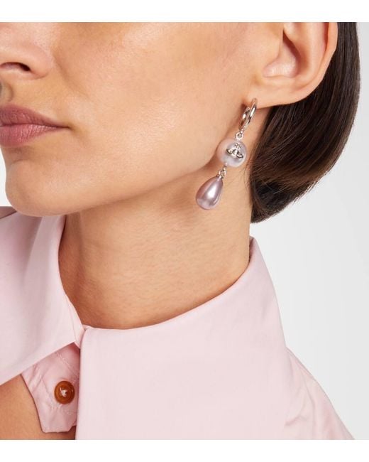Orecchini Martha Orb Con Perle Bijoux di Vivienne Westwood in White