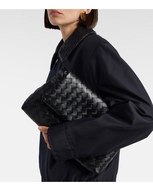 Bottega Veneta Black Giorno Small Intrecciato Leather Shoulder Bag
