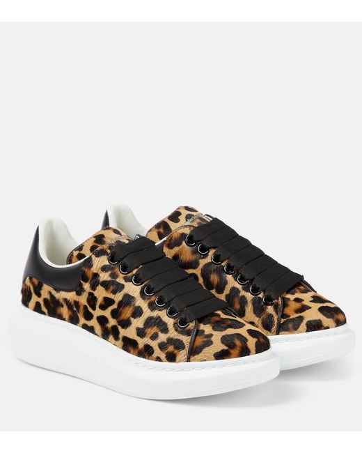 Baskets Oversized McQueen en coloris Brown