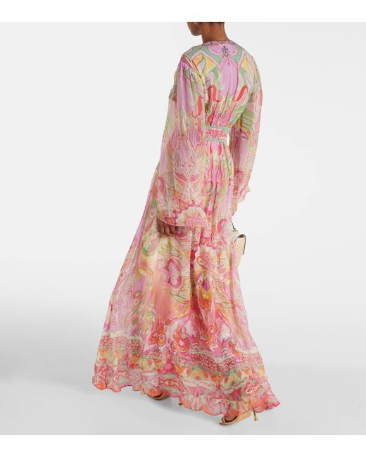 Robe longue en soie a fleurs Camilla en coloris Pink