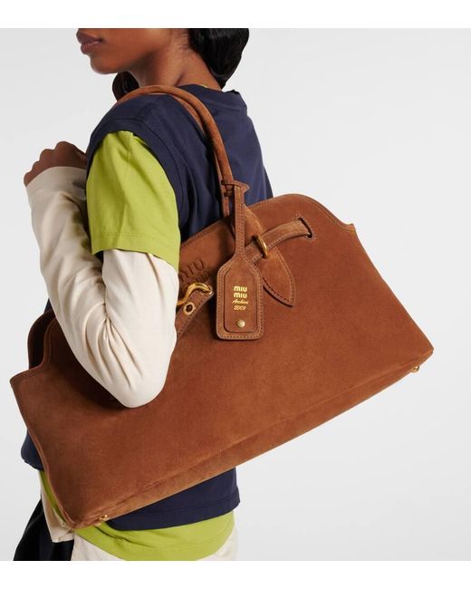 Miu Miu Brown Schultertasche Aventure Aus Veloursleder