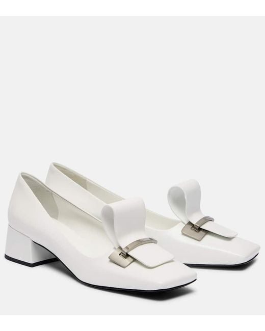 Salones De Piel Prada de color White