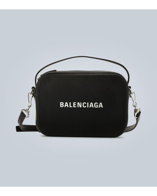 Balenciaga Everyday XS Kameratasche in Black für Herren