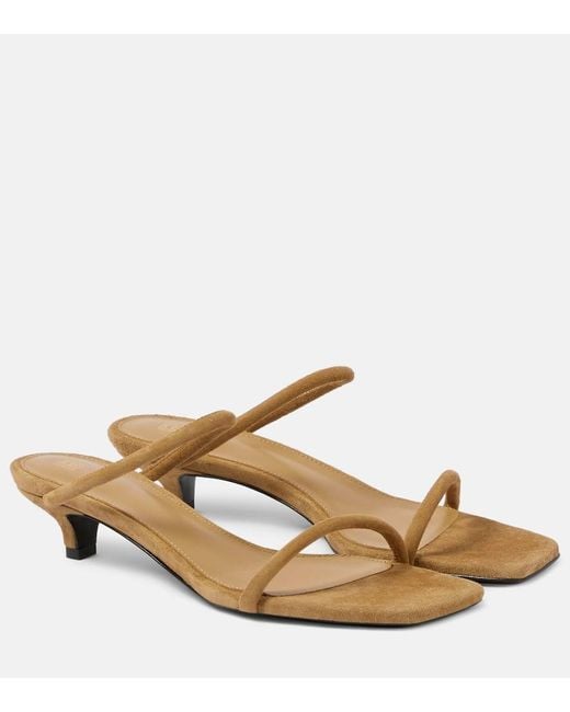 Mules The Minimalist 35 En Daim Totême  en coloris Natural