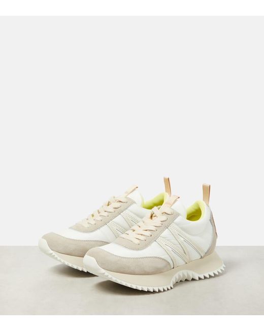 Moncler White Sneakers Pacey mit Veloursleder