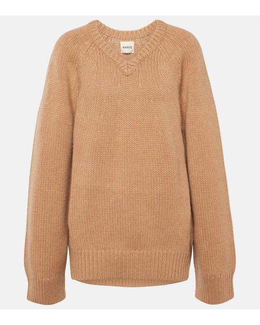 Pullover Nalani in cashmere di Khaite in Brown