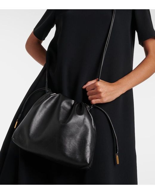 The Row Black Schultertasche Angy aus Leder