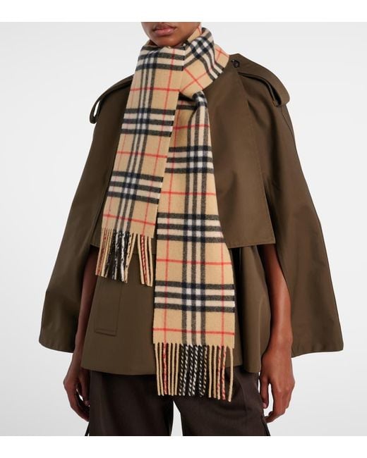 Bufanda Check De Cachemir Burberry de color Metallic