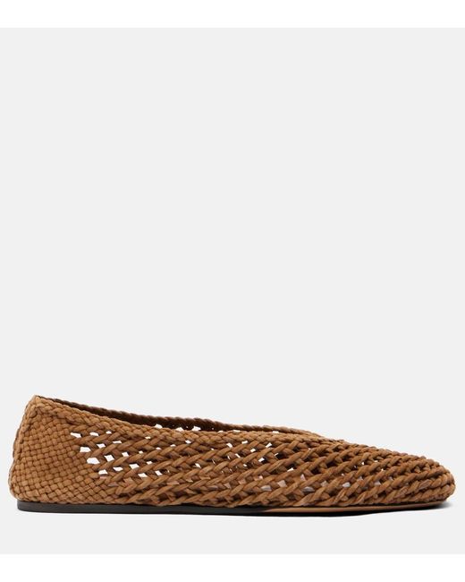 Le Monde Beryl Regency Woven Suede Ballet Flats in Brown | Lyst