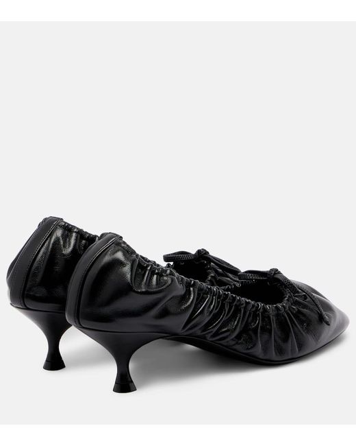 Herbert Levine Black Pumps Gather Around Aus Leder